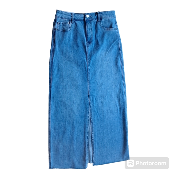 Oat New York Dresses & Skirts - Oat New York Long Denim skirt with front slit NWT Maxi Midi